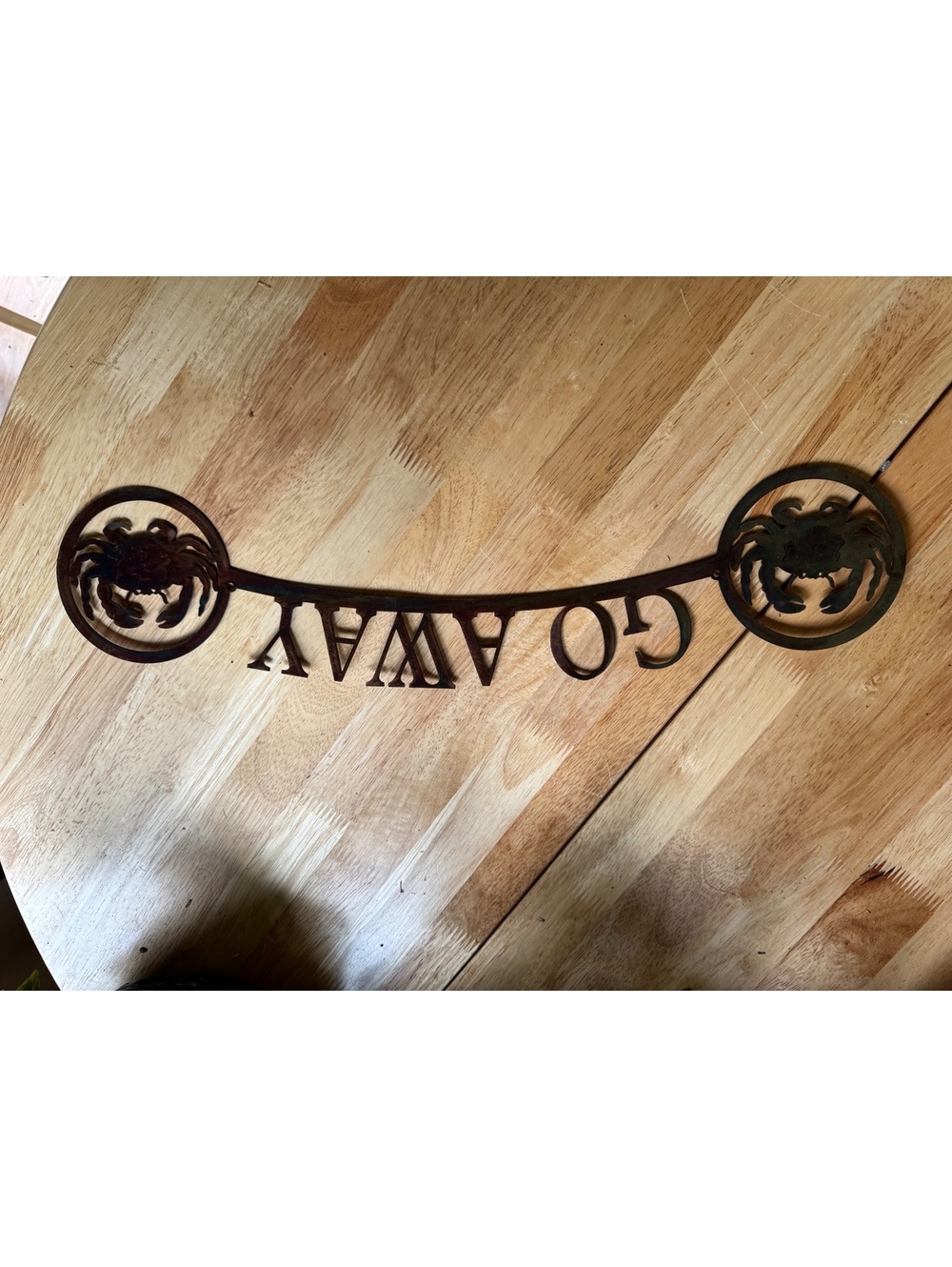 Rustic Metal 'go away' Sign with Crab Design - Picture 2 of 8